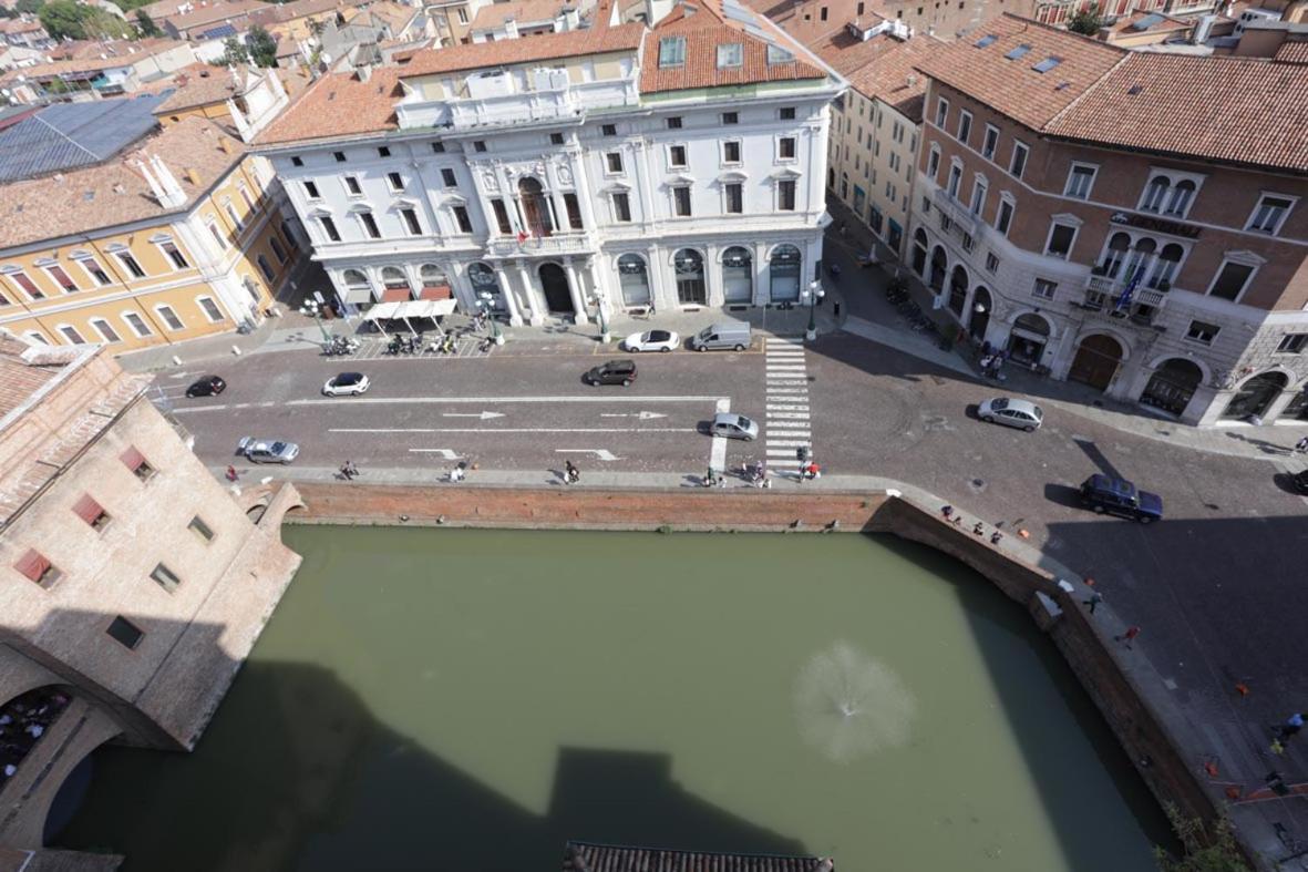 Bed and Breakfast Letto A Castello Ferrara Zewnętrze zdjęcie